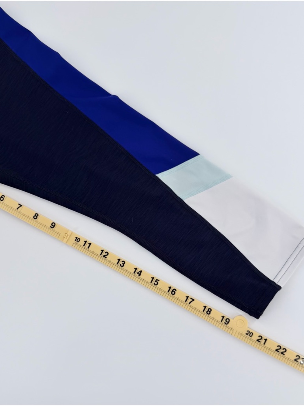 Athleta Blue Colorblock High Rise 7/8 Leggings Workout Yoga Pants Size Small - Picture 8 of 8